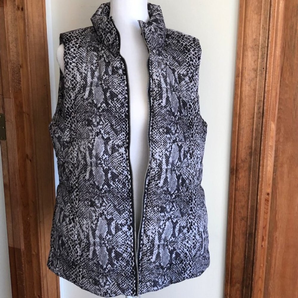 MICHAEL KORS Puffer Vest Black Gray White Snakeskin Print Medium - Picture 5 of 17